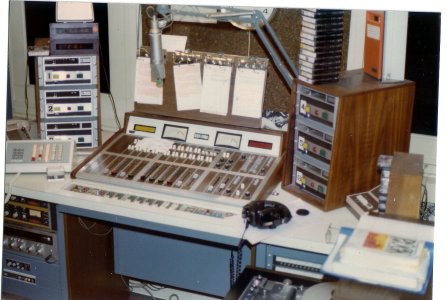 __hr_Y-100+Control+Board+1976.jpg