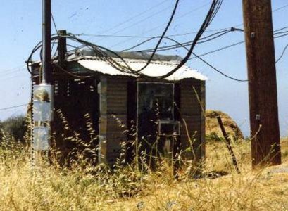 435_repeater_shack_saddle_peak_1990s_roy_tucker.jpg 435_repeater_shack_saddle_peak_1990s_roy_tucker.jpg
