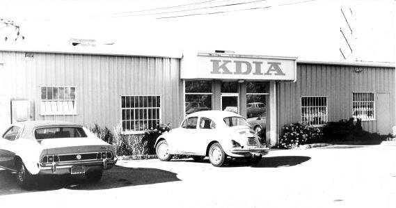 kdia_studio-xmtr-site_c1976.jpg