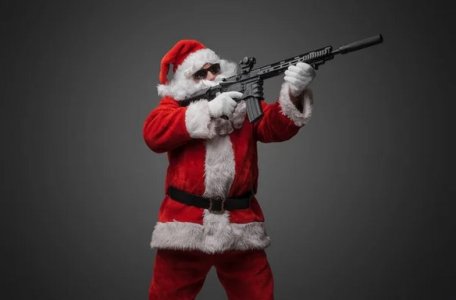 Gun Nut Santa.jpg