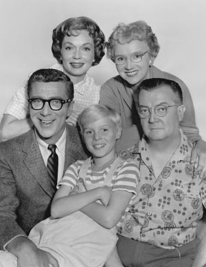 640px-Dennis_the_Menace_cast_1960-69232508.jpg