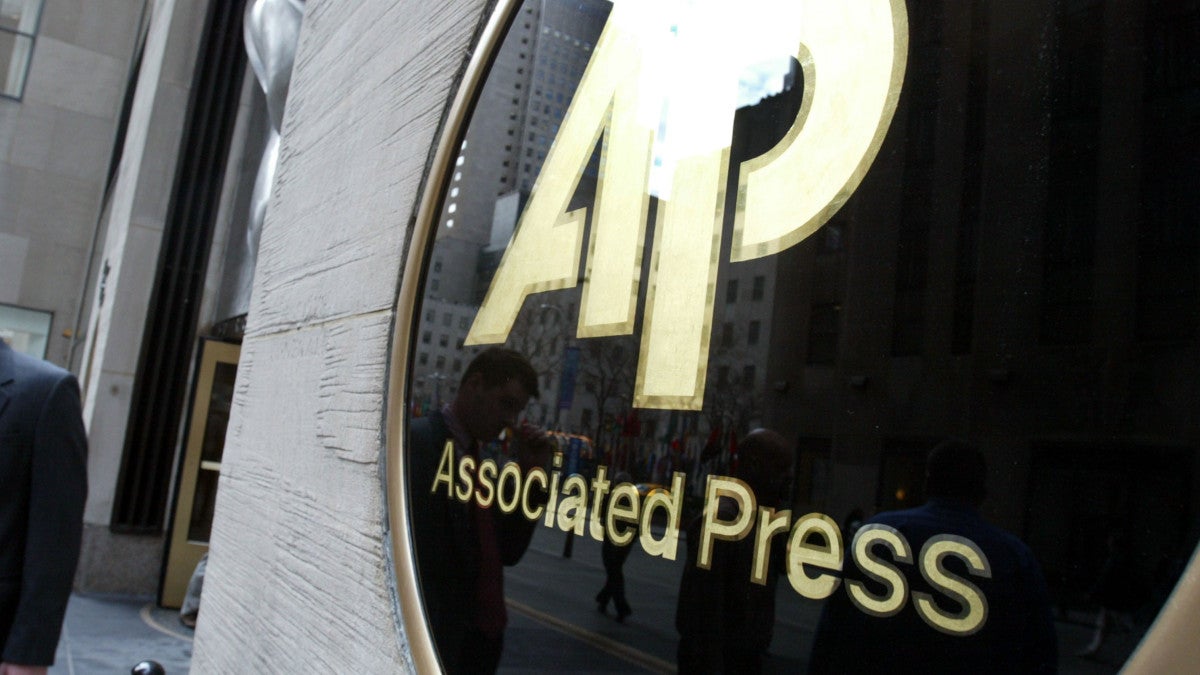 www.thewrap.com