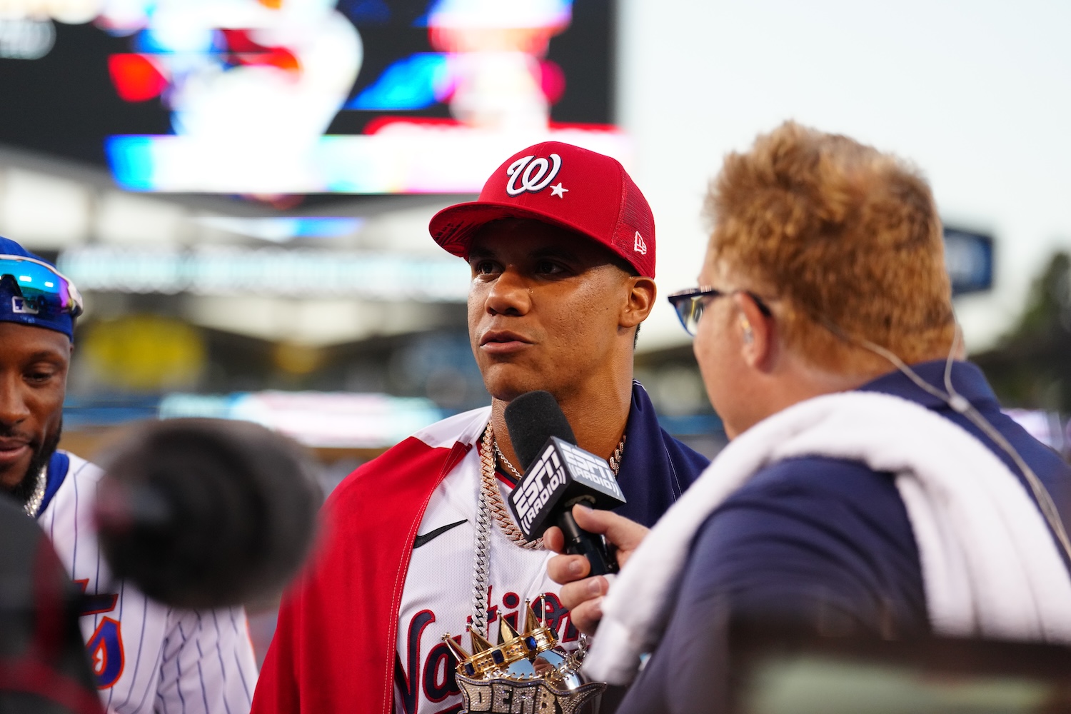 www.sportsmediawatch.com