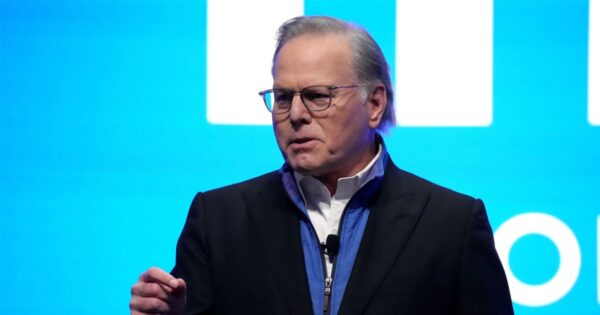 www.adweek.com