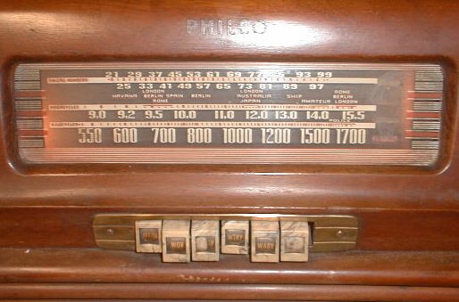philco42-355dial.jpg