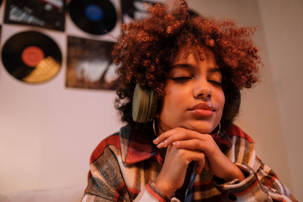 www.epidemicsound.com